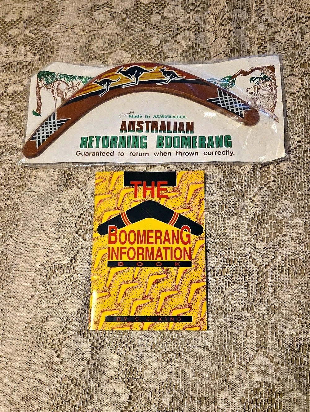 Australian Returning Boomerang Set